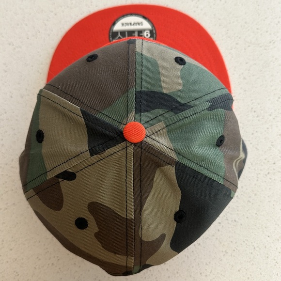 Men’s SnapBack hat - Picture 5 of 5